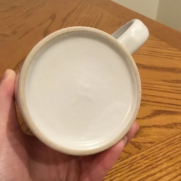 “Hope” Embossed Ceramic Christmas Mug - Picture 6 of 6